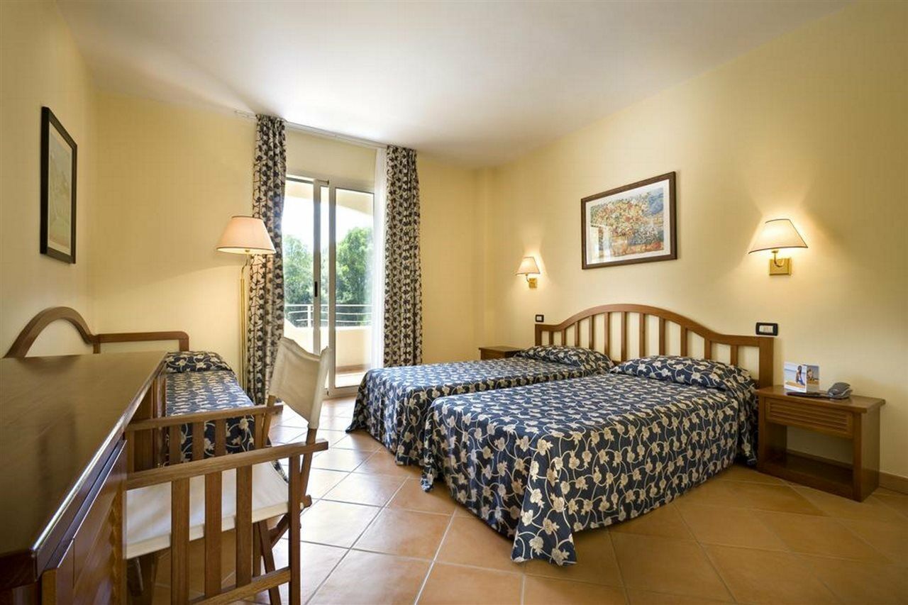 Th Marina Di Pisticci - Ti Blu Village Buitenkant foto